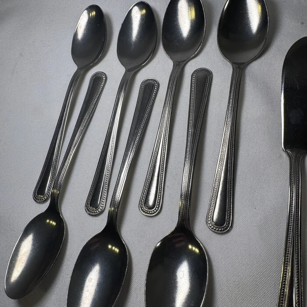 Vintage 20pc Stainless Steel Flatware Beaded Border Knives Forks Spoons Silver